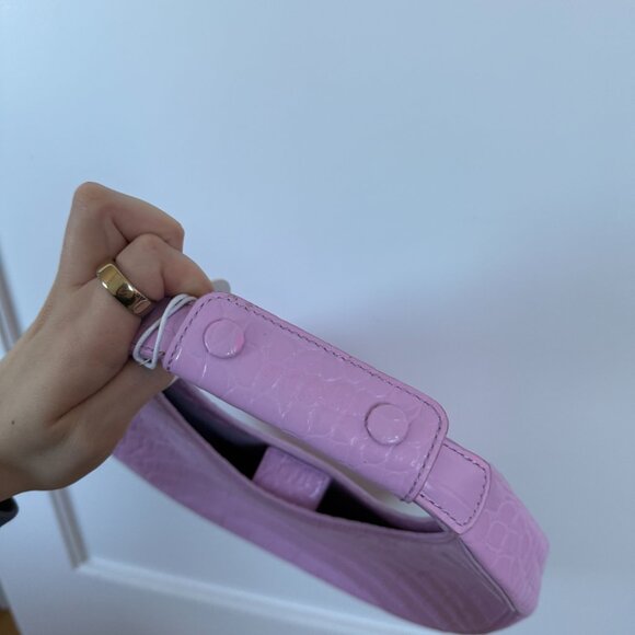 NWT Staud Top Handle Moon Bag In Lilac Croco Embossed Leather Crescent Shape - Picture 5 of 9